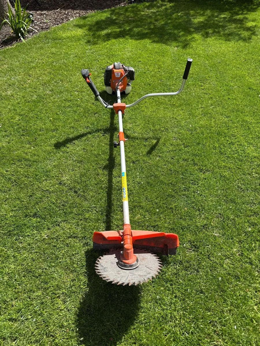 Petrol Brush Cutter/Strimmer - Image 4