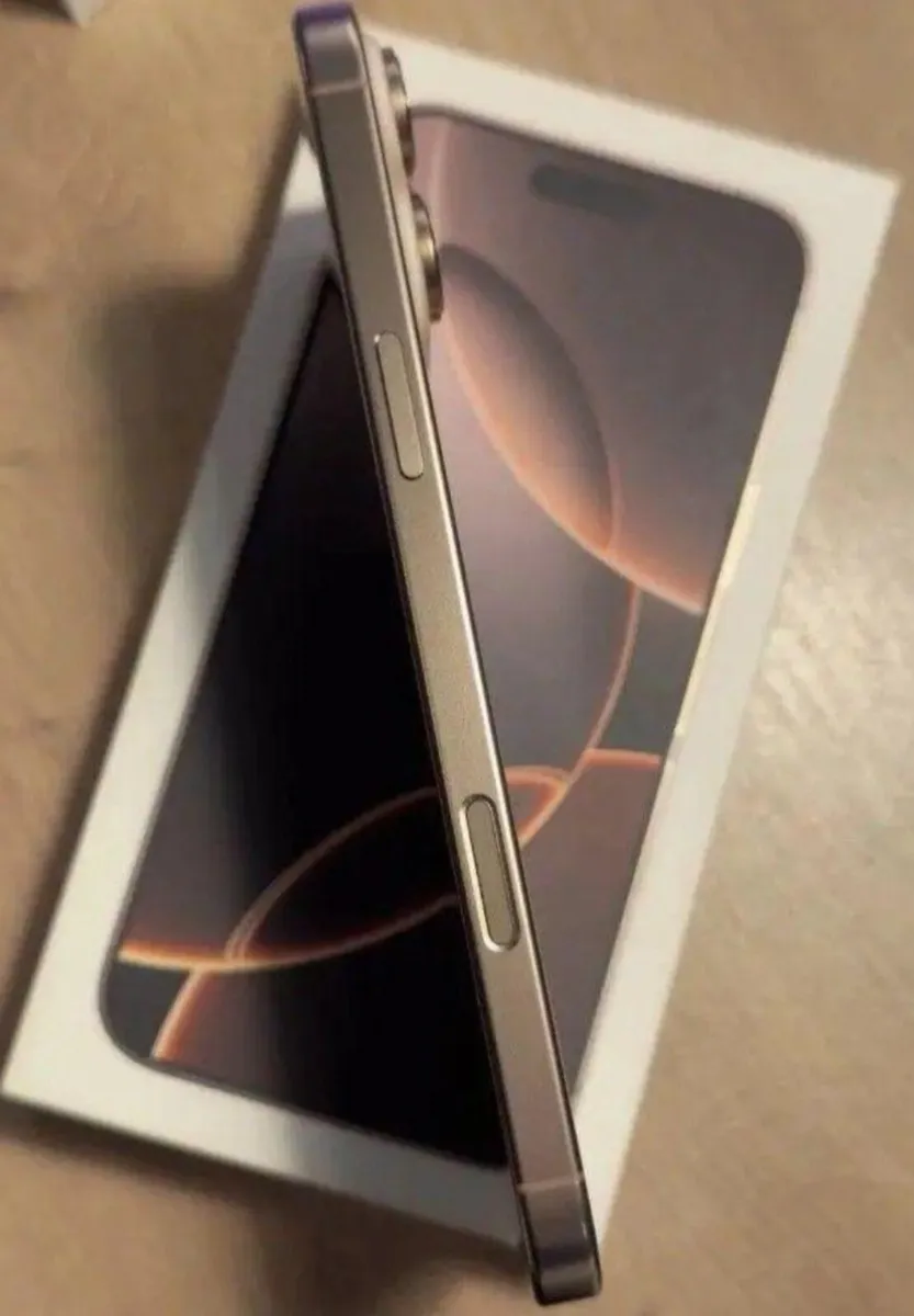 Iphone 16 pro max - Image 4