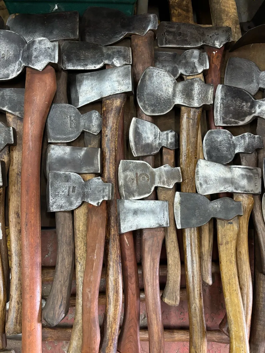 All AXES HATCHETS CHOPPERS. top Brands - Image 1