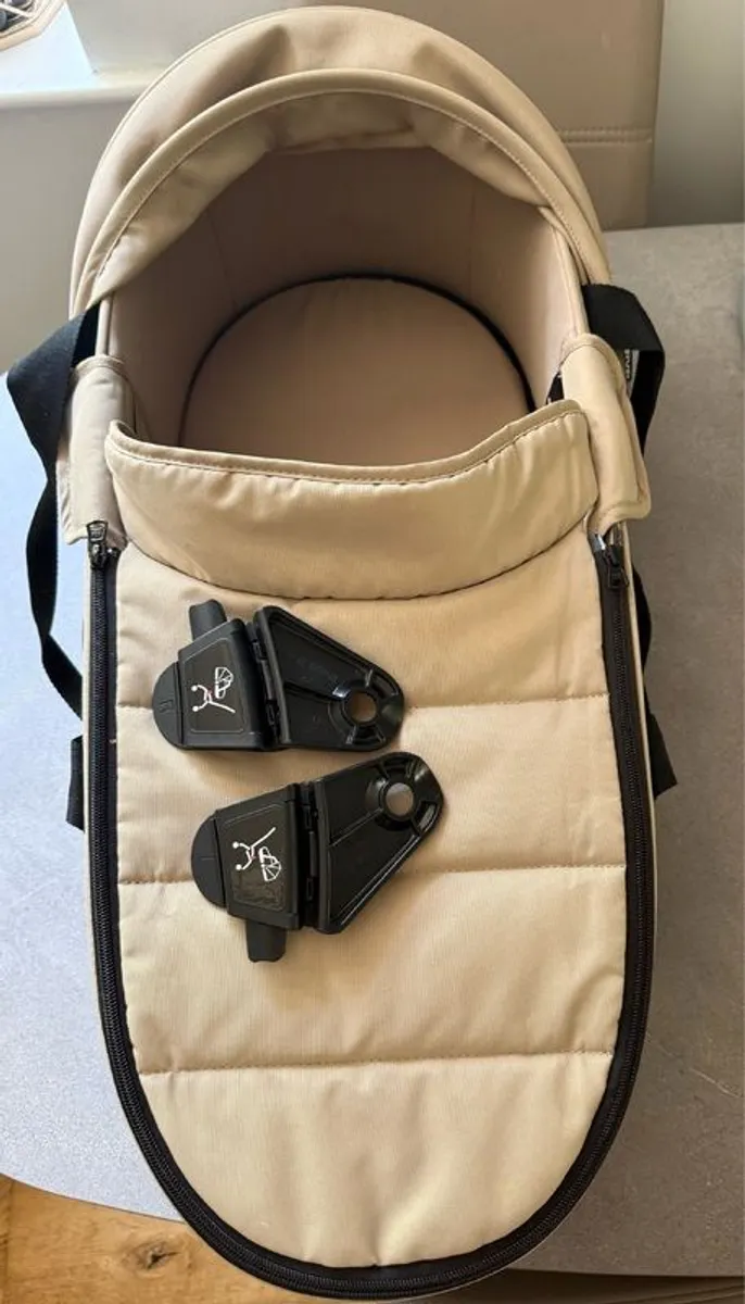Babyzen Yoyo Bassinet - Image 1
