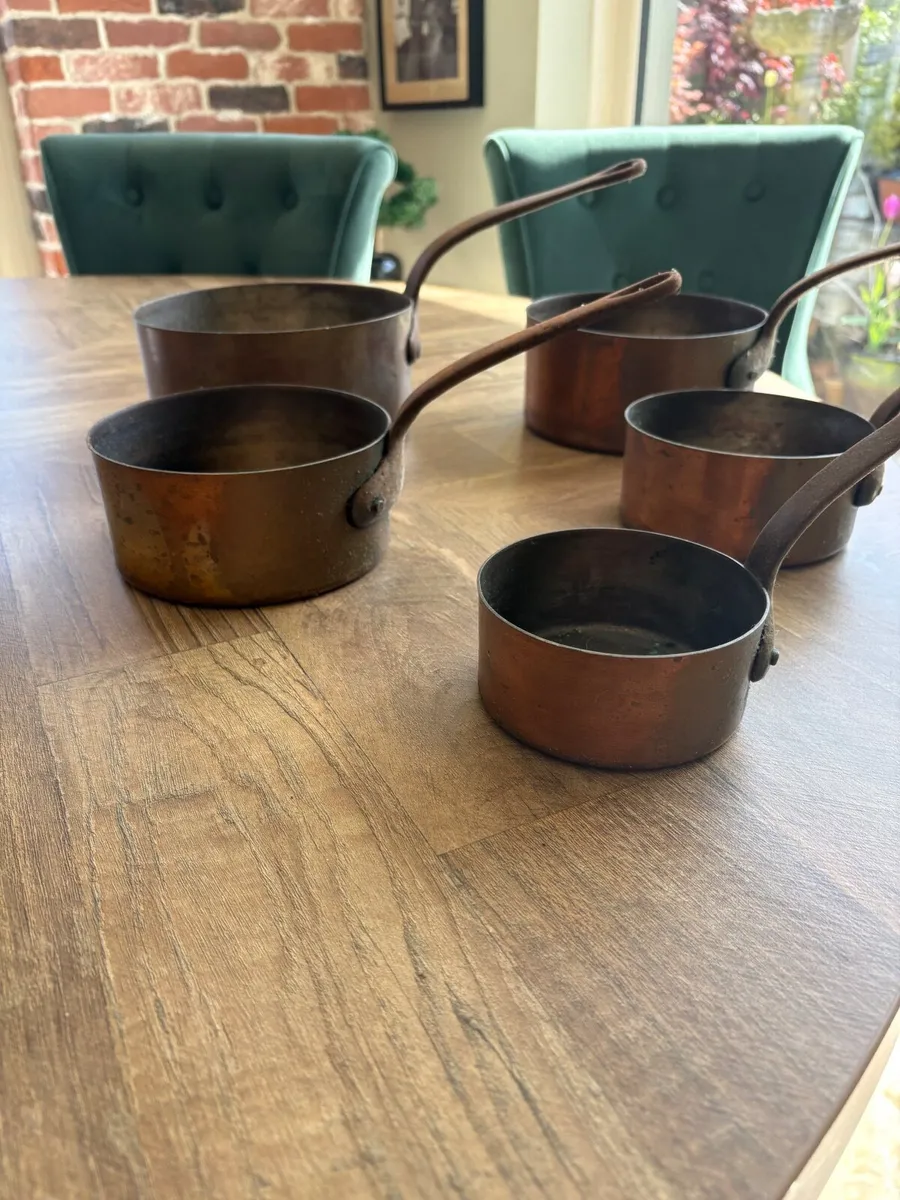 Very old copper pots - Image 1