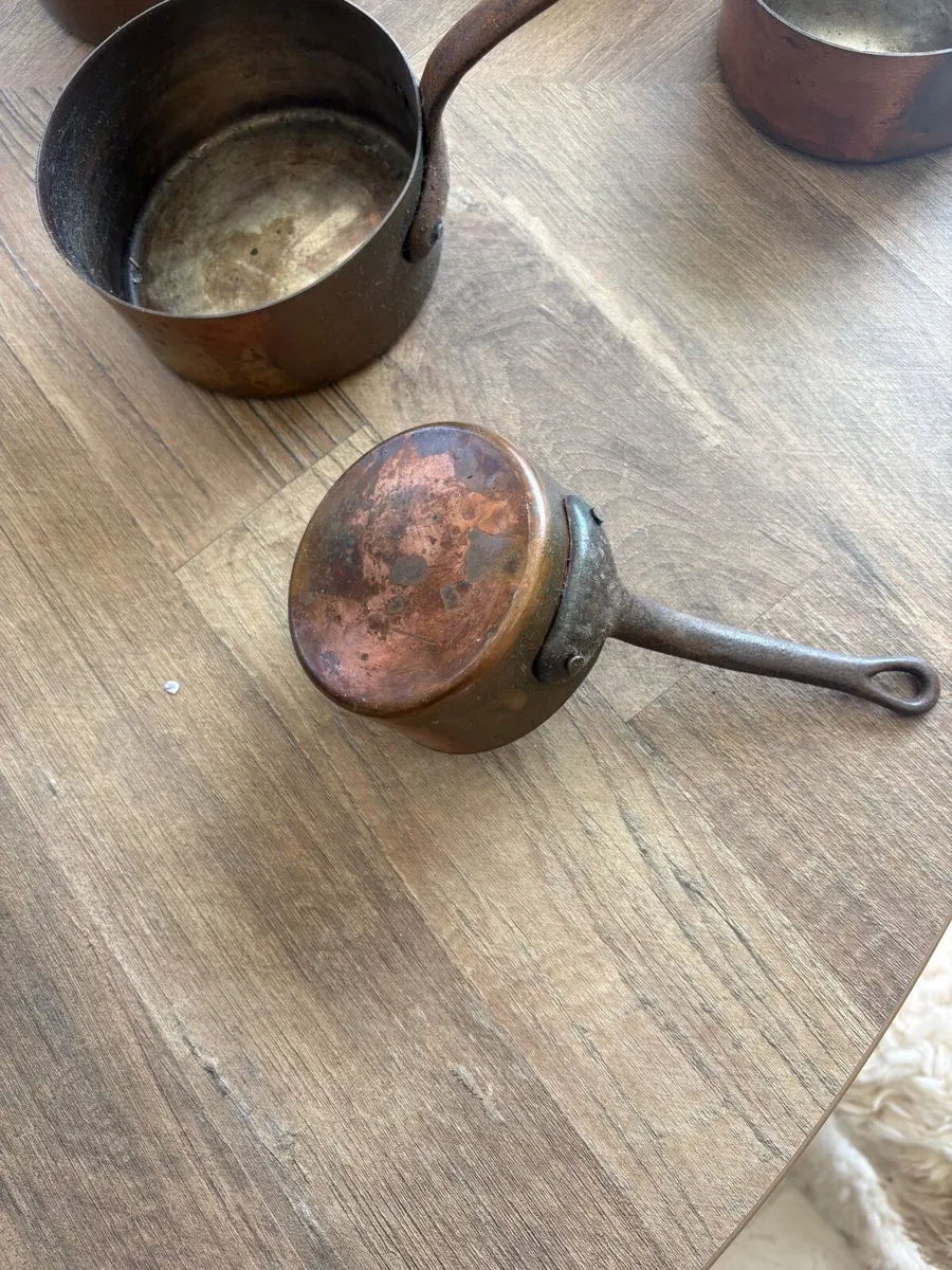 Very old copper pots - Image 3