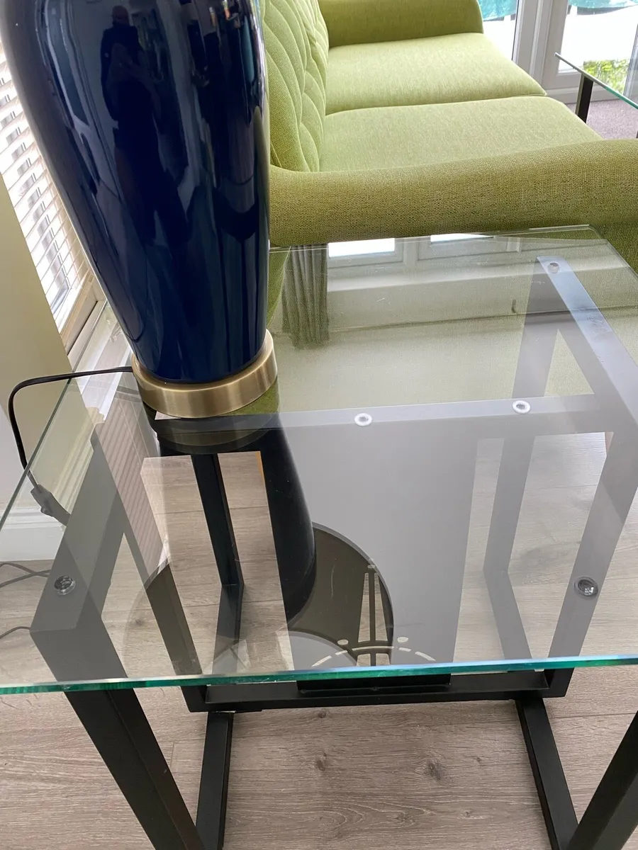 Stylish Glass Coffee Table and matching side Table - Image 3