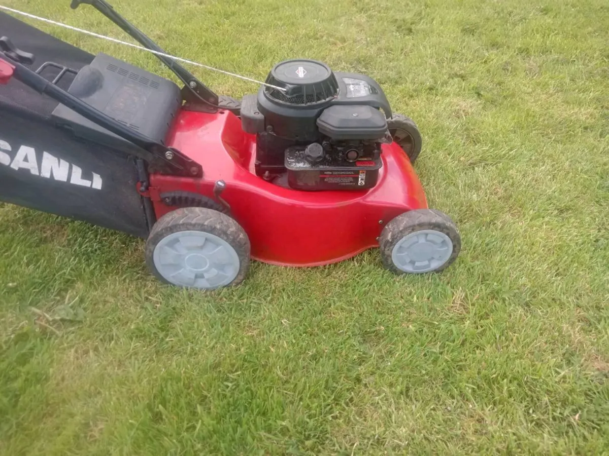 Lawnmowers - Image 3