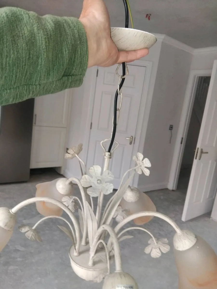 Light fitting - Image 2