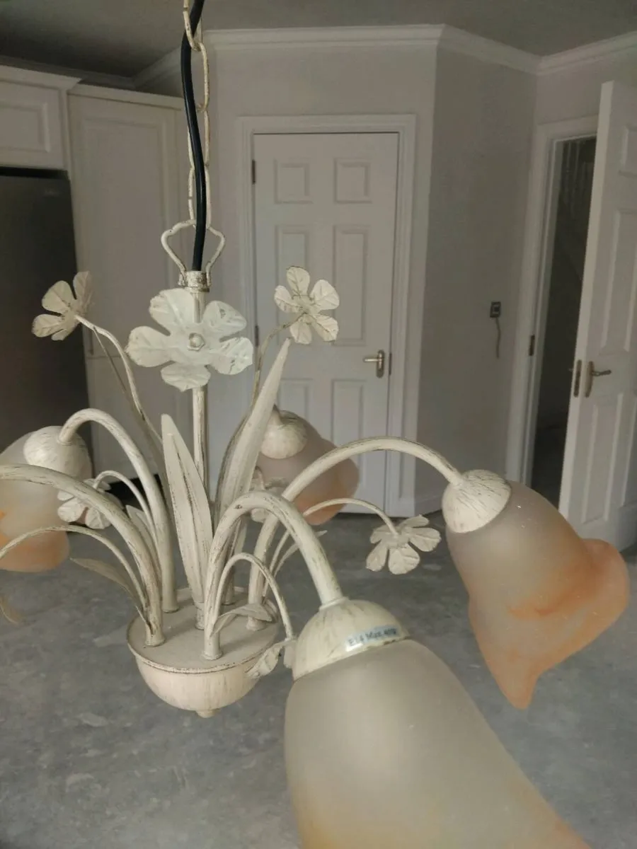Light fitting - Image 3