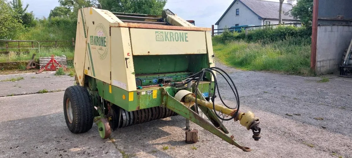 Balers, Topper, Bale Trailers, AKPIL Sprayer, - Image 3
