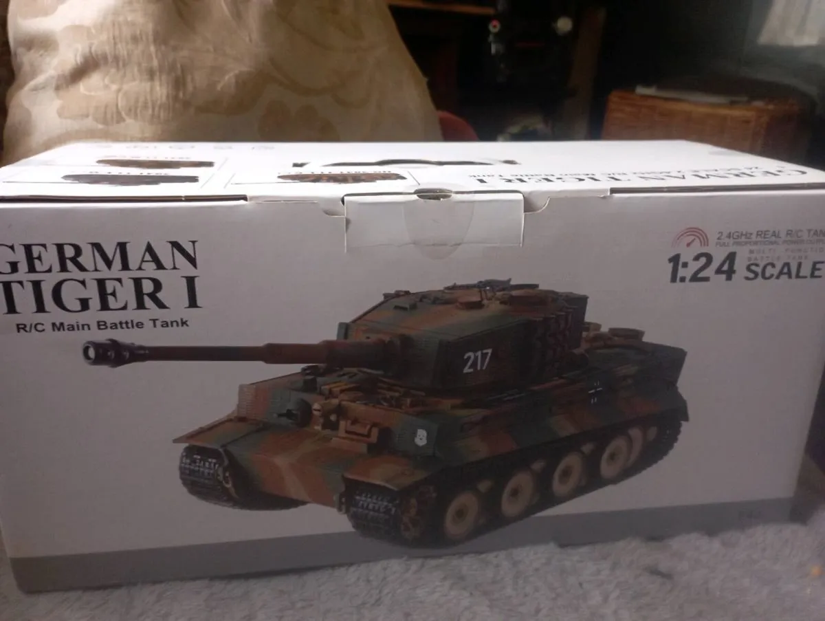 1-24 SCALE  TAIGEN  TIGER  I RC RTR BATTLE TANK - Image 3