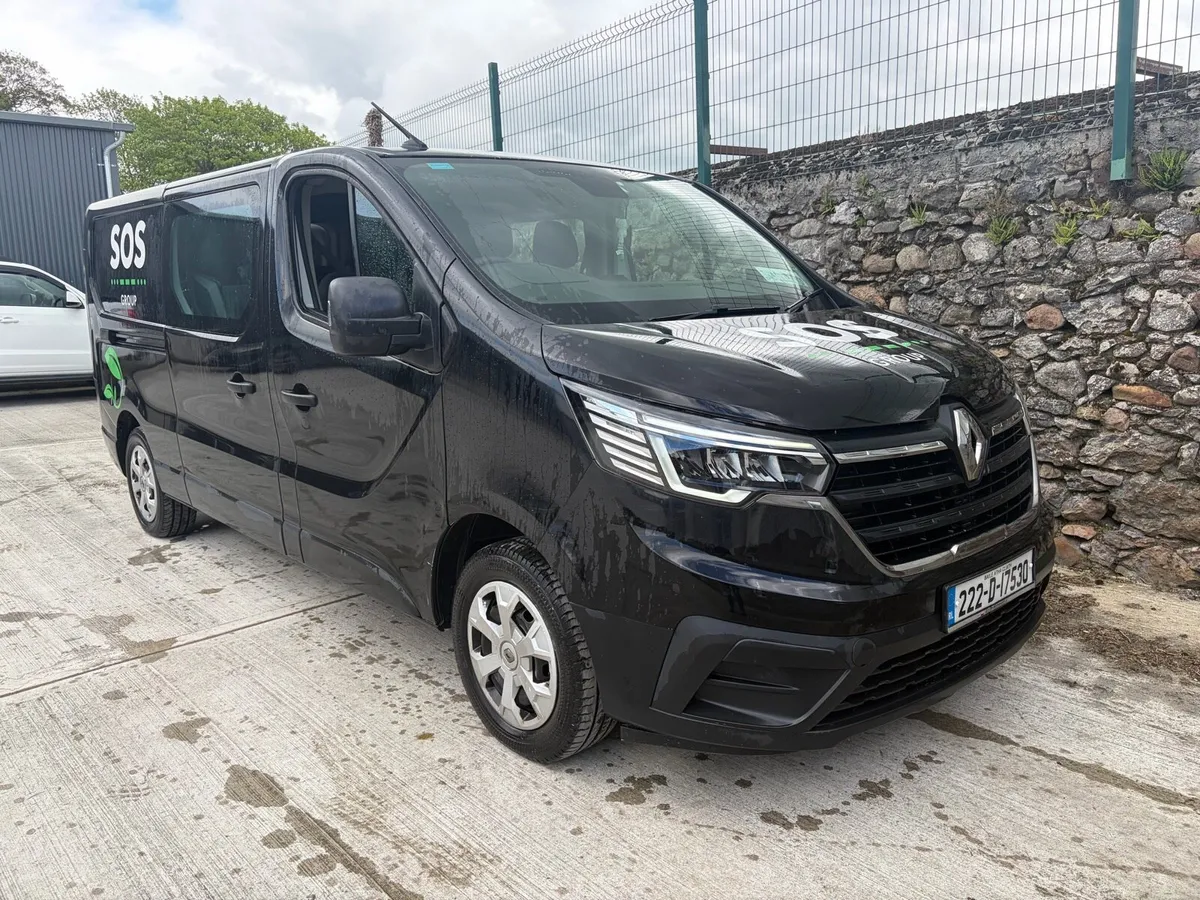 2022 RENAULT TRAFFIC CREW CAB - Image 2