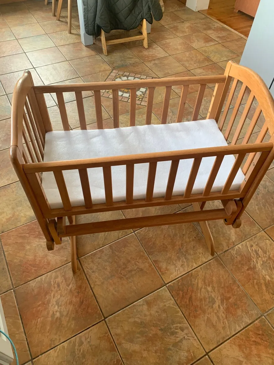 Baby crib - Image 3