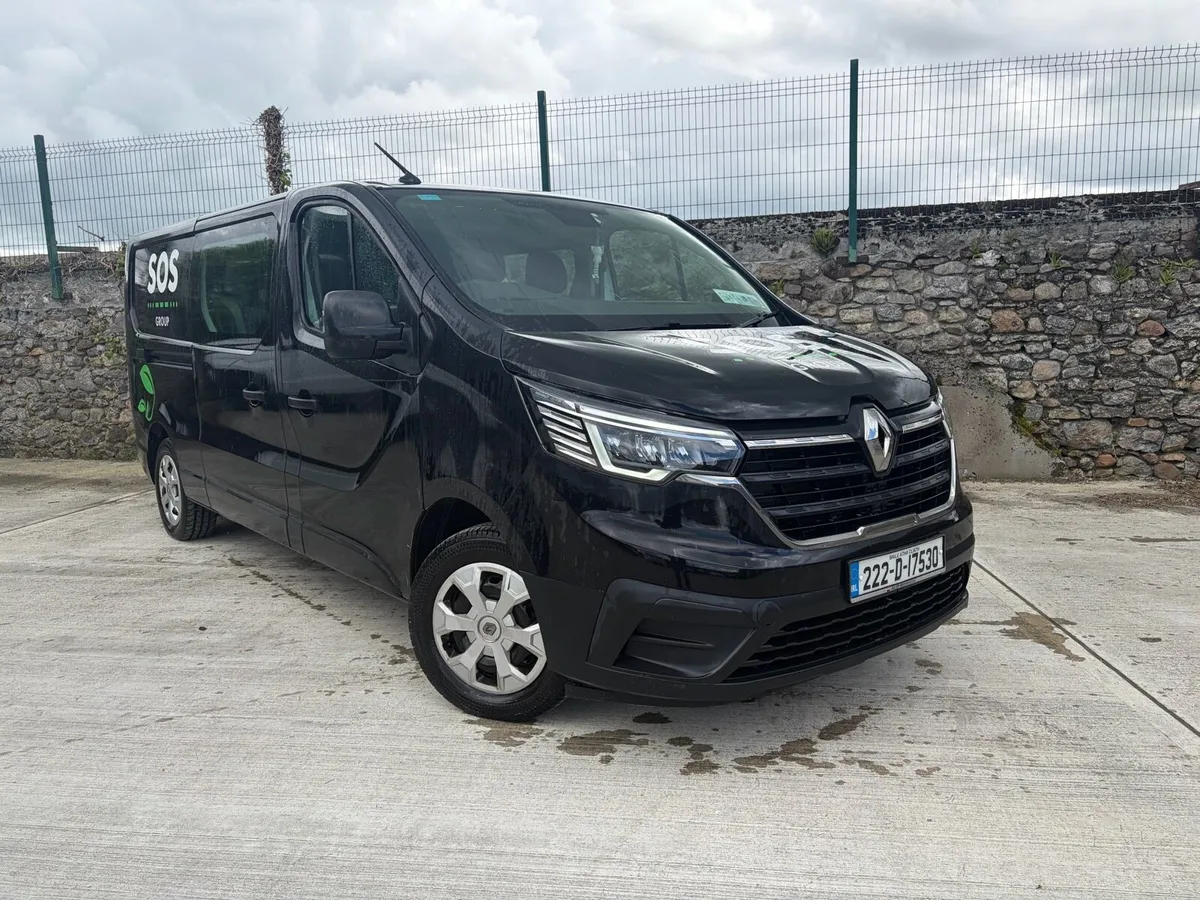 2022 RENAULT TRAFFIC CREW CAB - Image 1