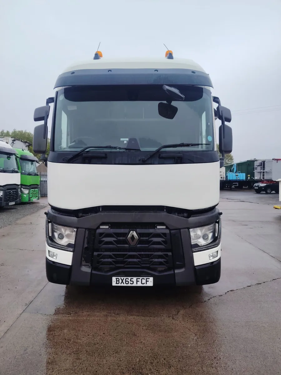 2015 Renault T460  Gardner Denver  Blower - Image 4