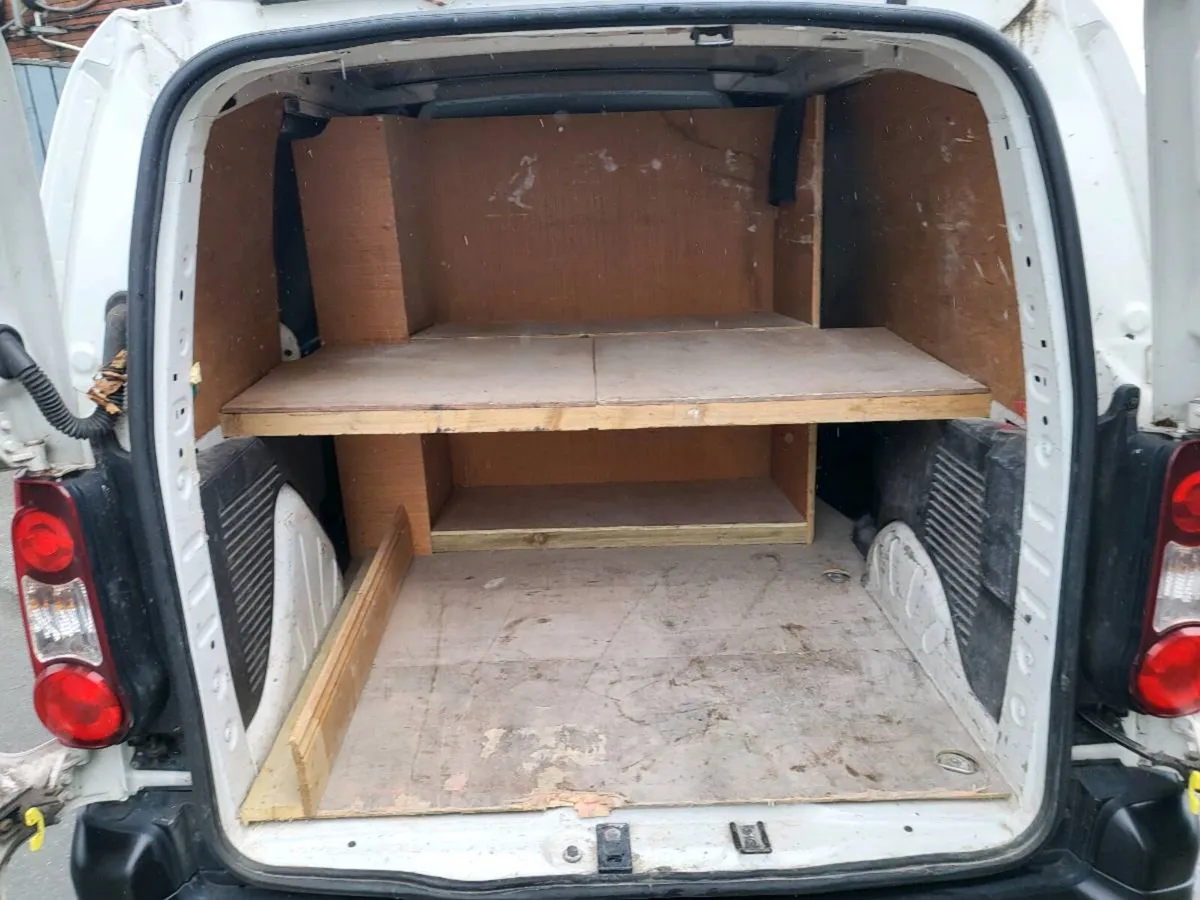 142 Peugeot partner new doe 1/27 - Image 2