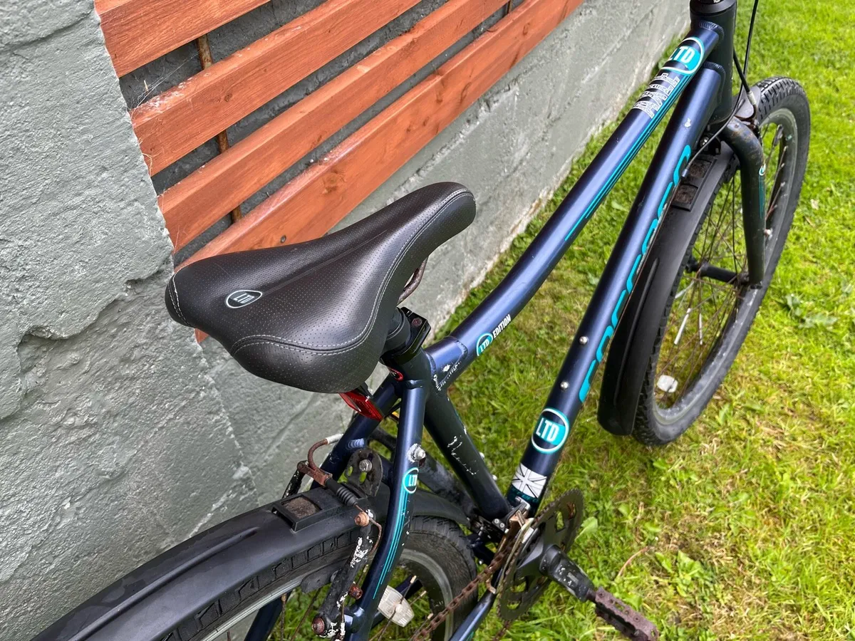 Carrera Axle Women’s bike - Image 4