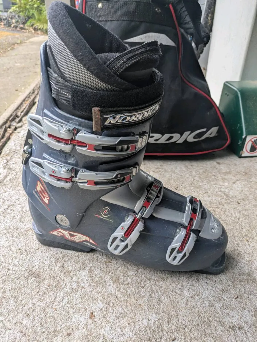 Ski boots-free - Image 4