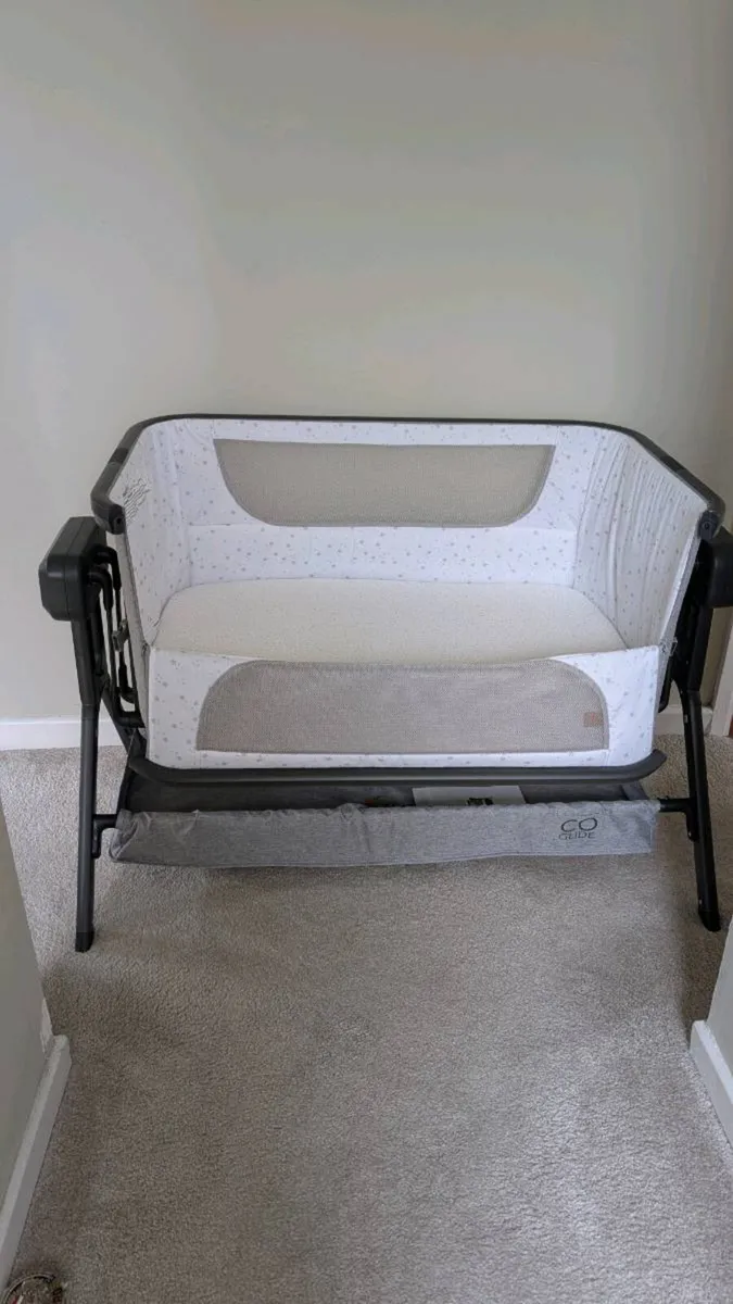 Baby Elegance Crib - Image 1