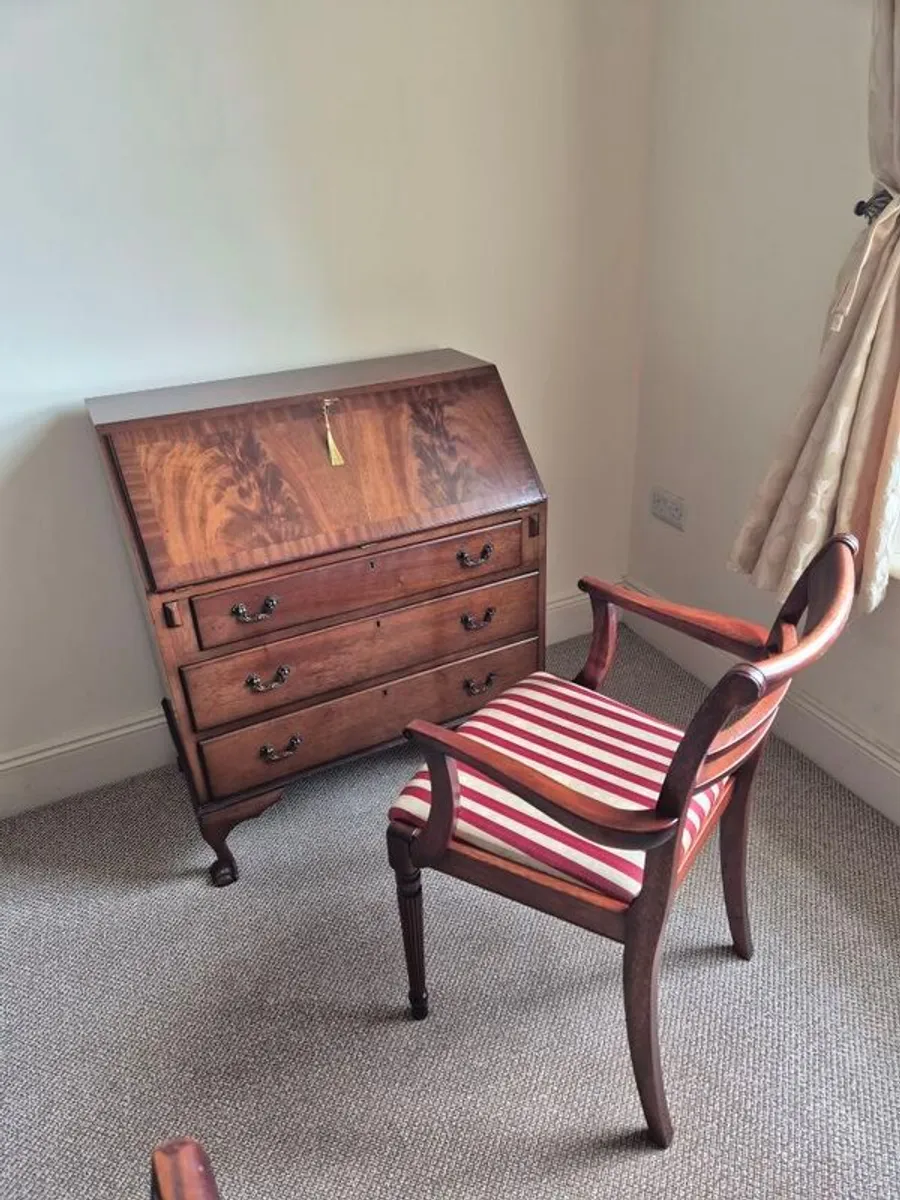 Writing desk - Image 1