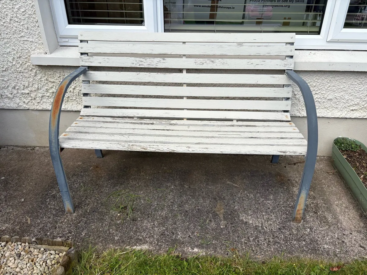 Free bench