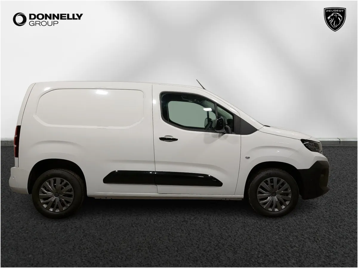 Peugeot Partner Standard Diesel Asphalt - Image 3