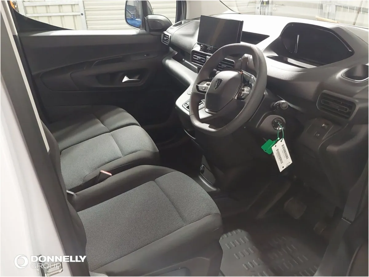 Peugeot Partner Standard Diesel Asphalt - Image 4