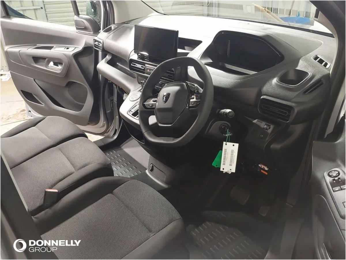 Peugeot Partner Standard Diesel Asphalt - Image 4