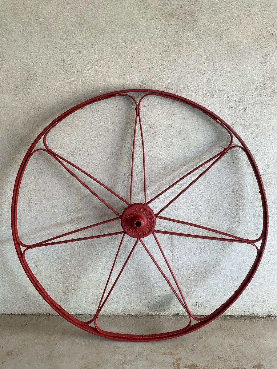 Pierce iron Wheel - Image 1