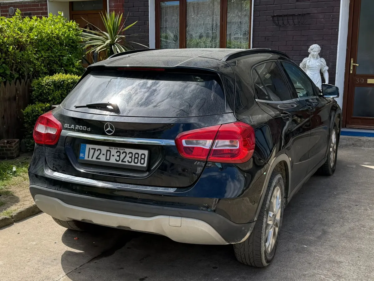 Mercedes GLA 2017 automatic - Image 3