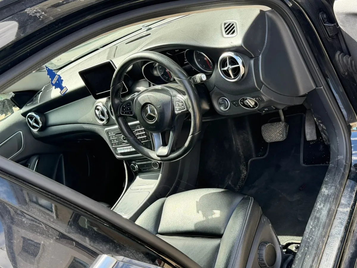 Mercedes GLA 2017 automatic - Image 4