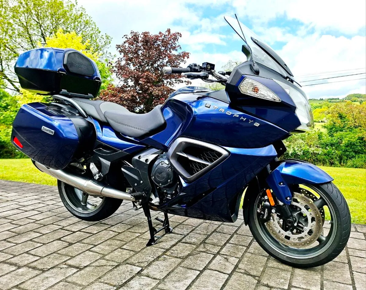 Triumph Trophy 1200 SE - Image 2