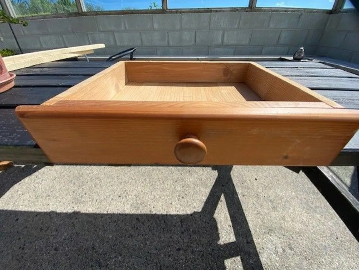 Solid Pine Table - Image 3