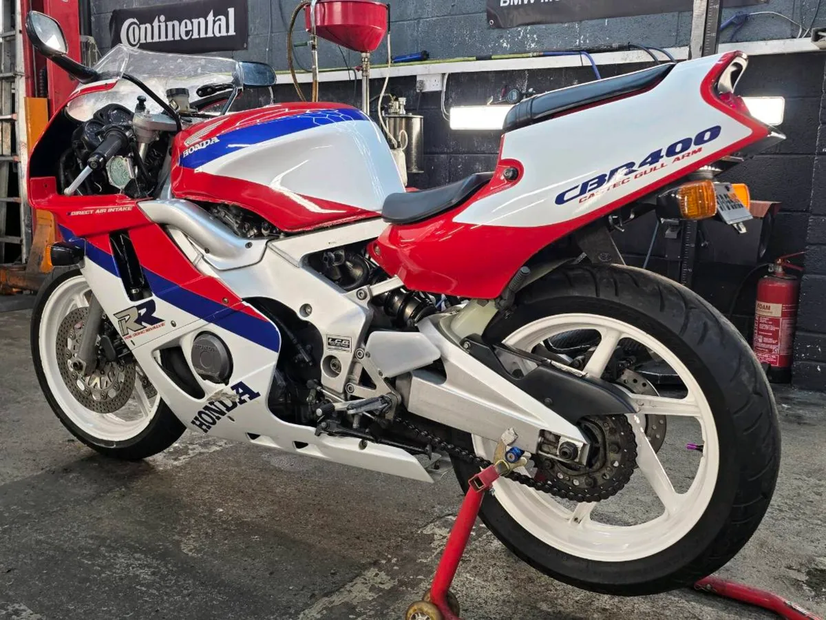 CBR 400RR NC29 Baby Blade - Image 4