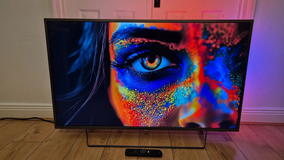 4  Philips 50" 4K HDR Smart TV (Ambilight) - Image 2