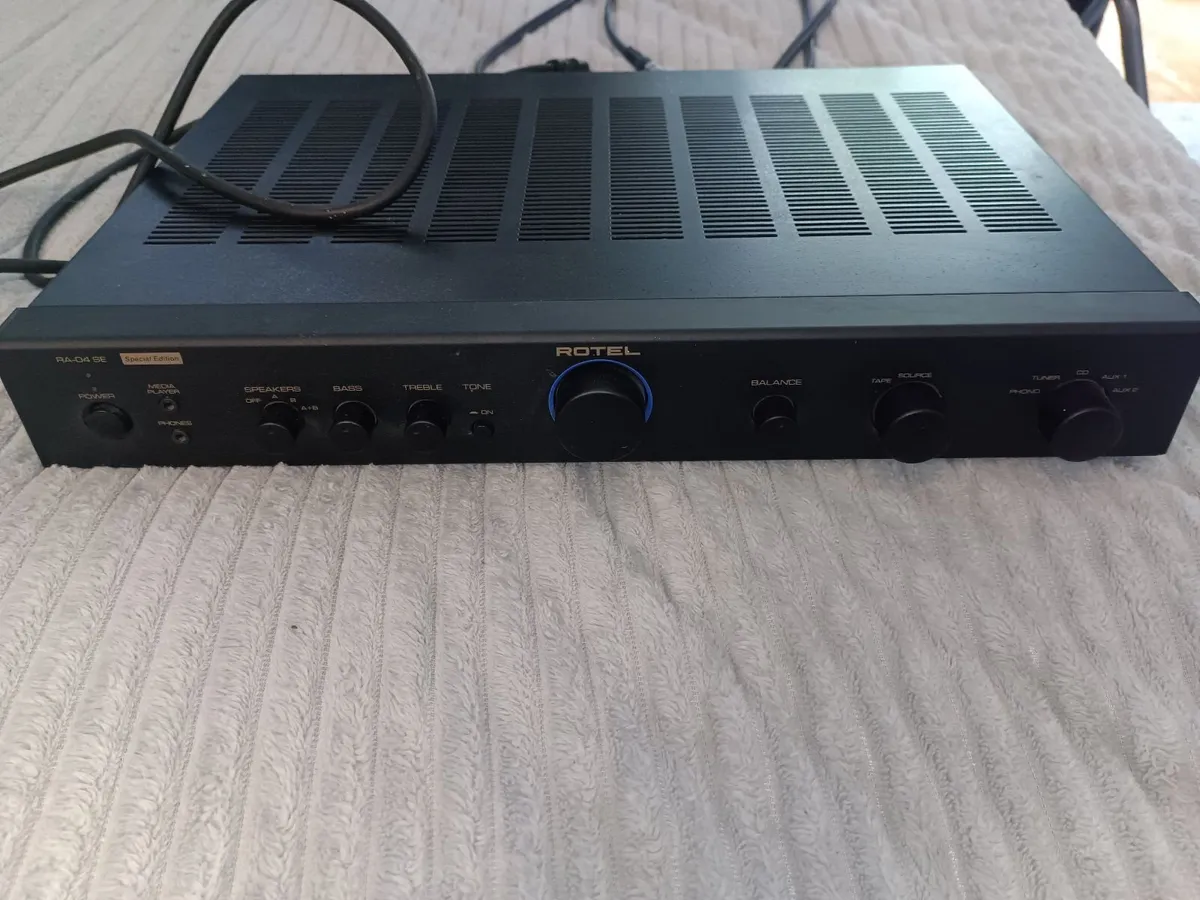 Amplifier - Image 2