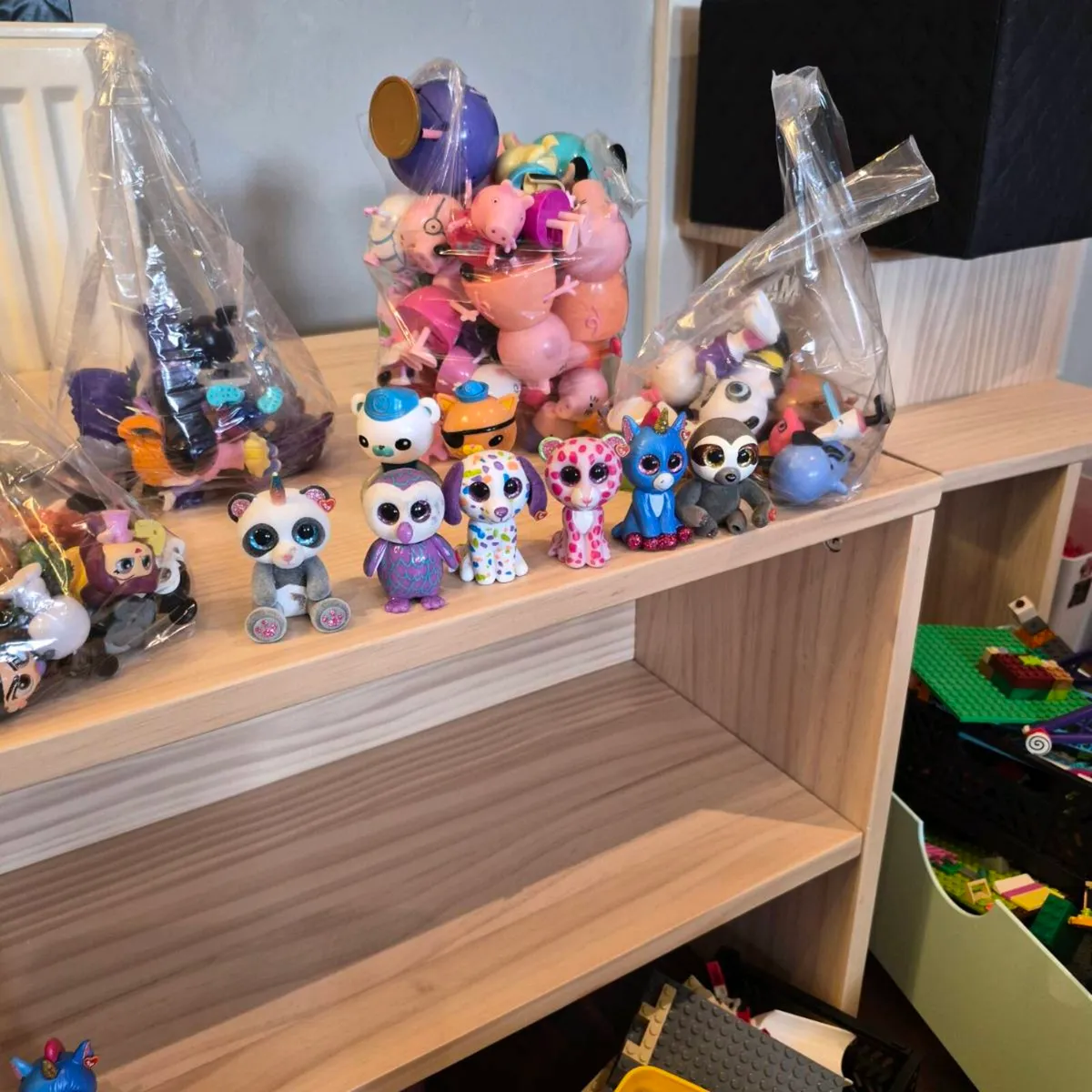 Mini character toy bundles - Image 1