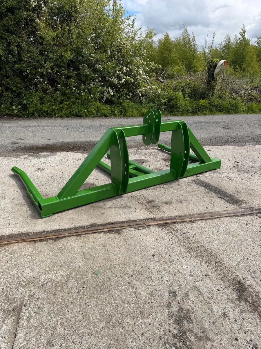 New heavy duty Double bale lifter - Image 2