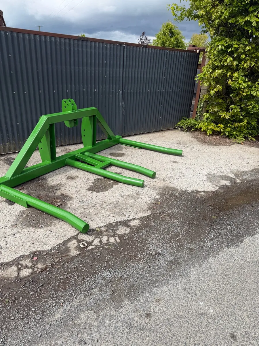 New heavy duty Double bale lifter - Image 3