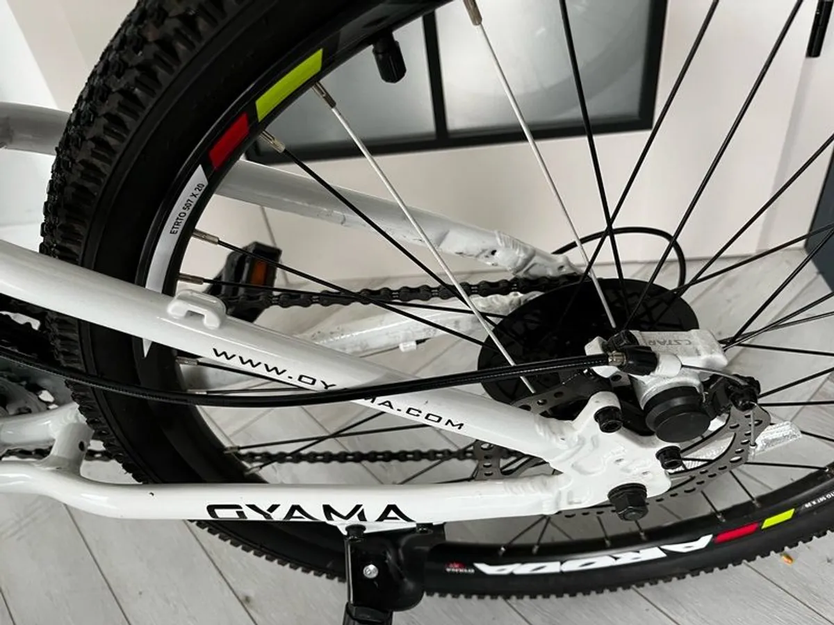 Boys bike - Image 4