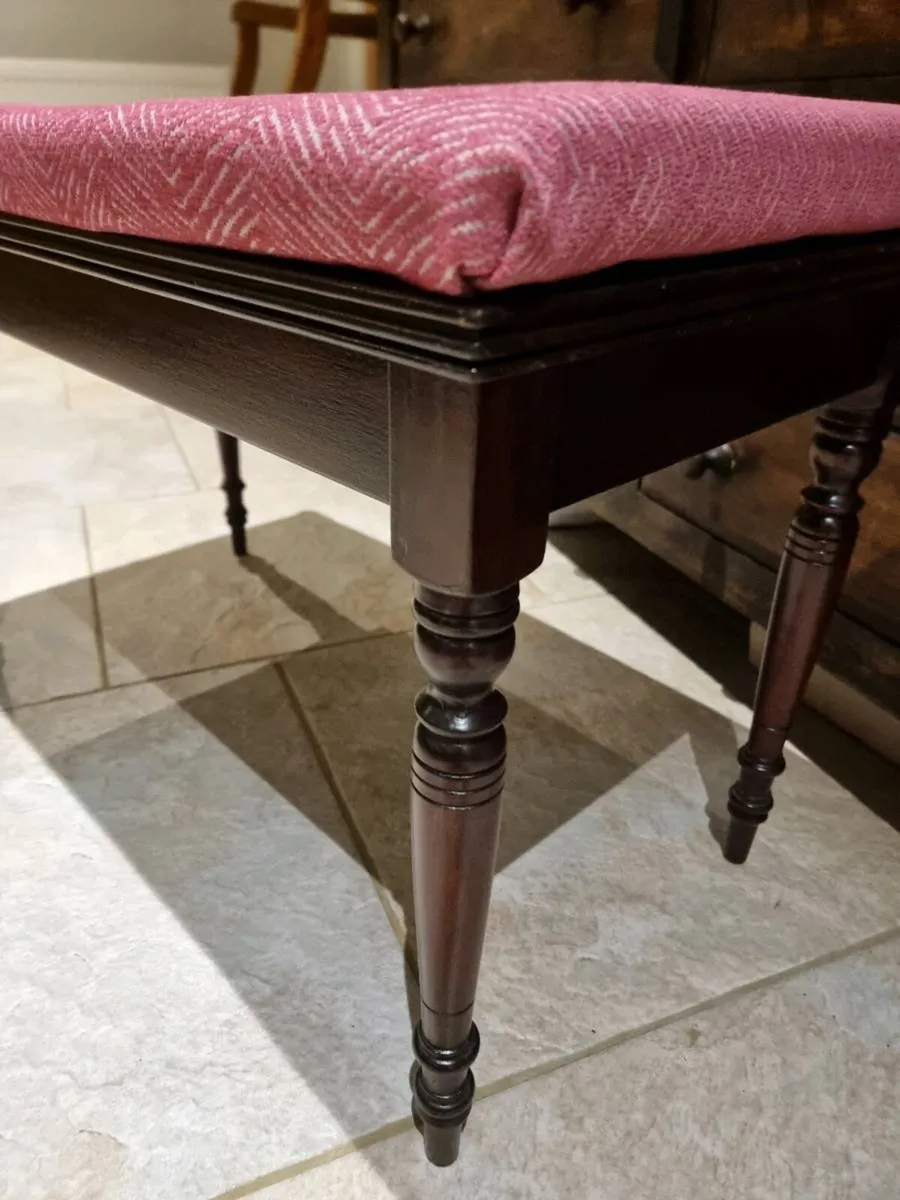 Beautiful Mahogany Bench...€95 - Image 2