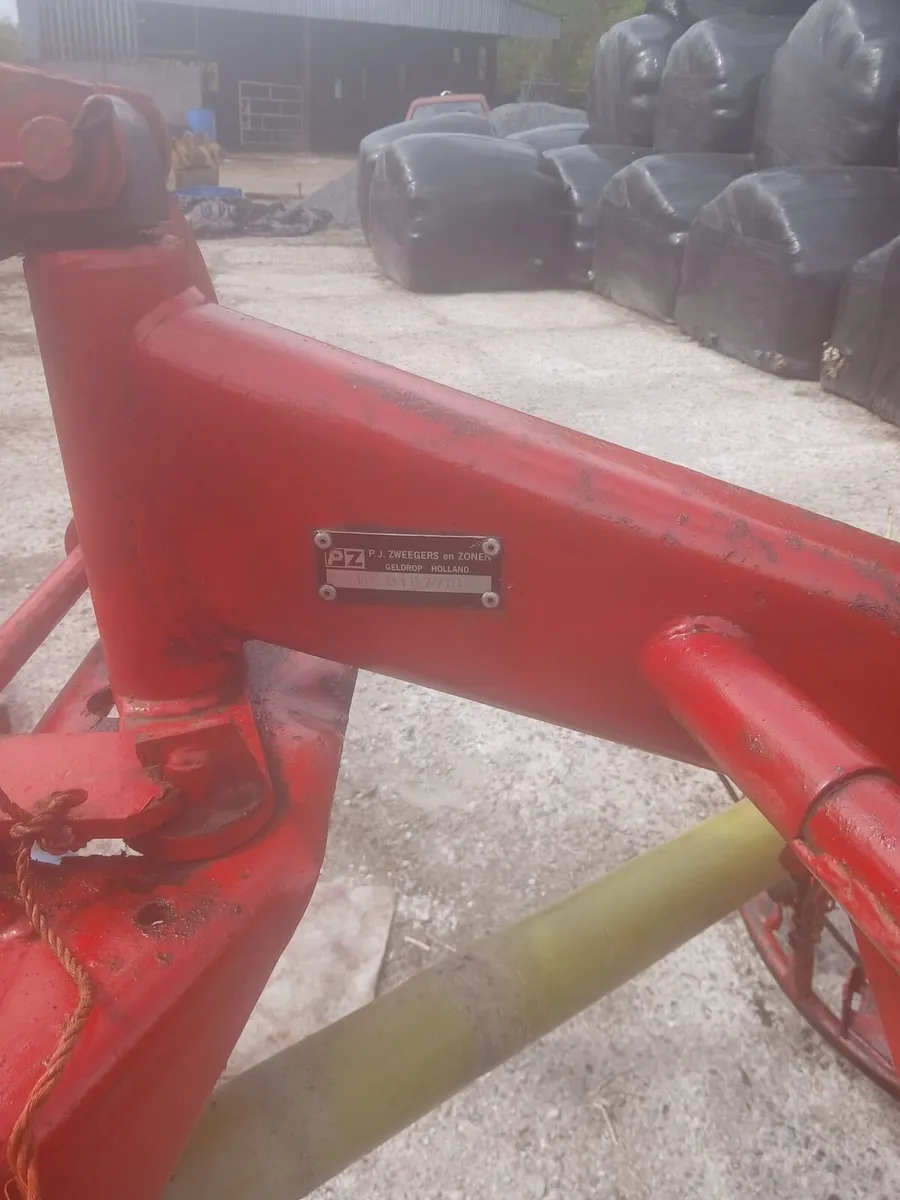 PZ 300  haybob ,also single bale handler - Image 3