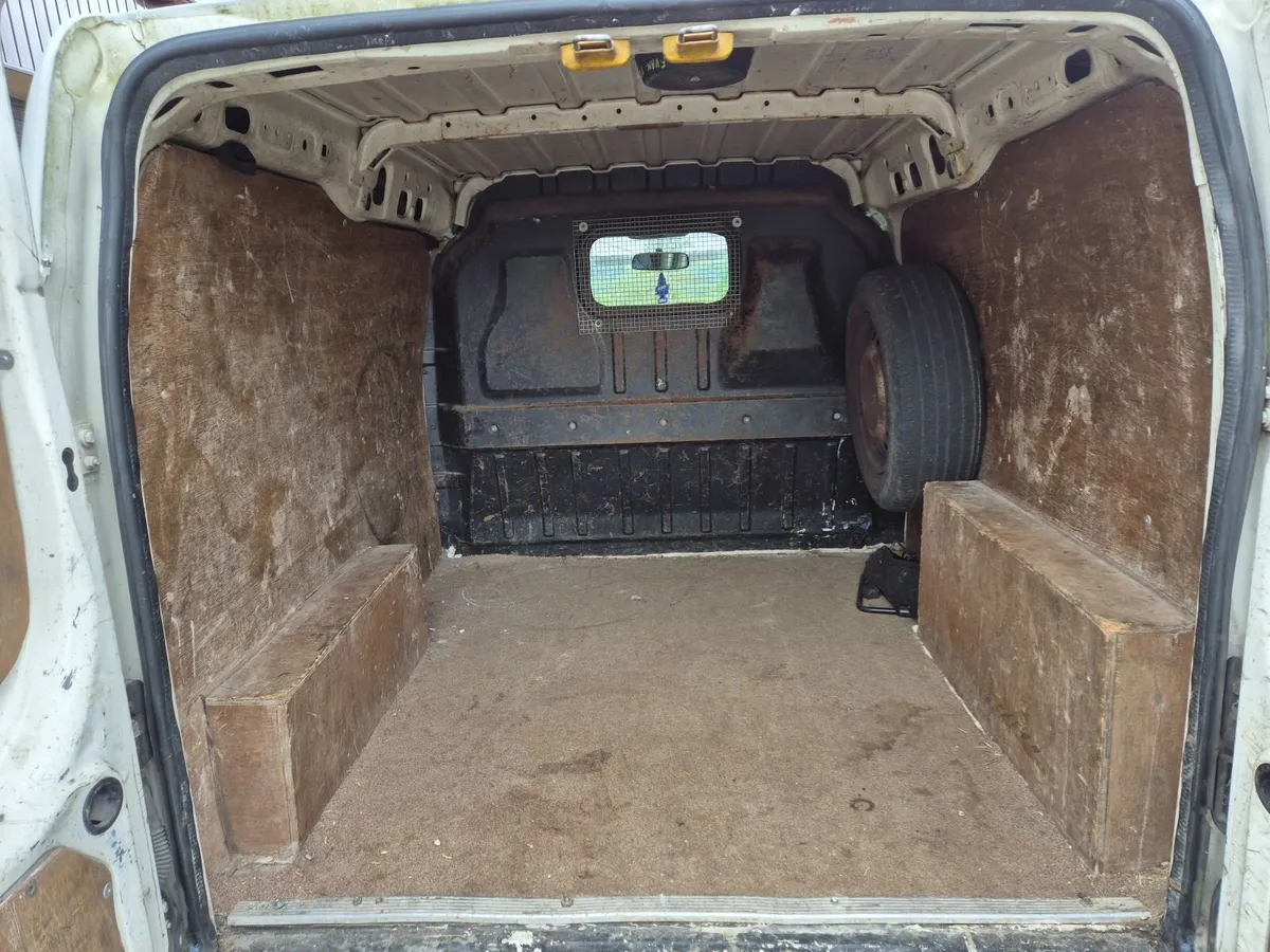 Ford Transit 2006 - Image 4