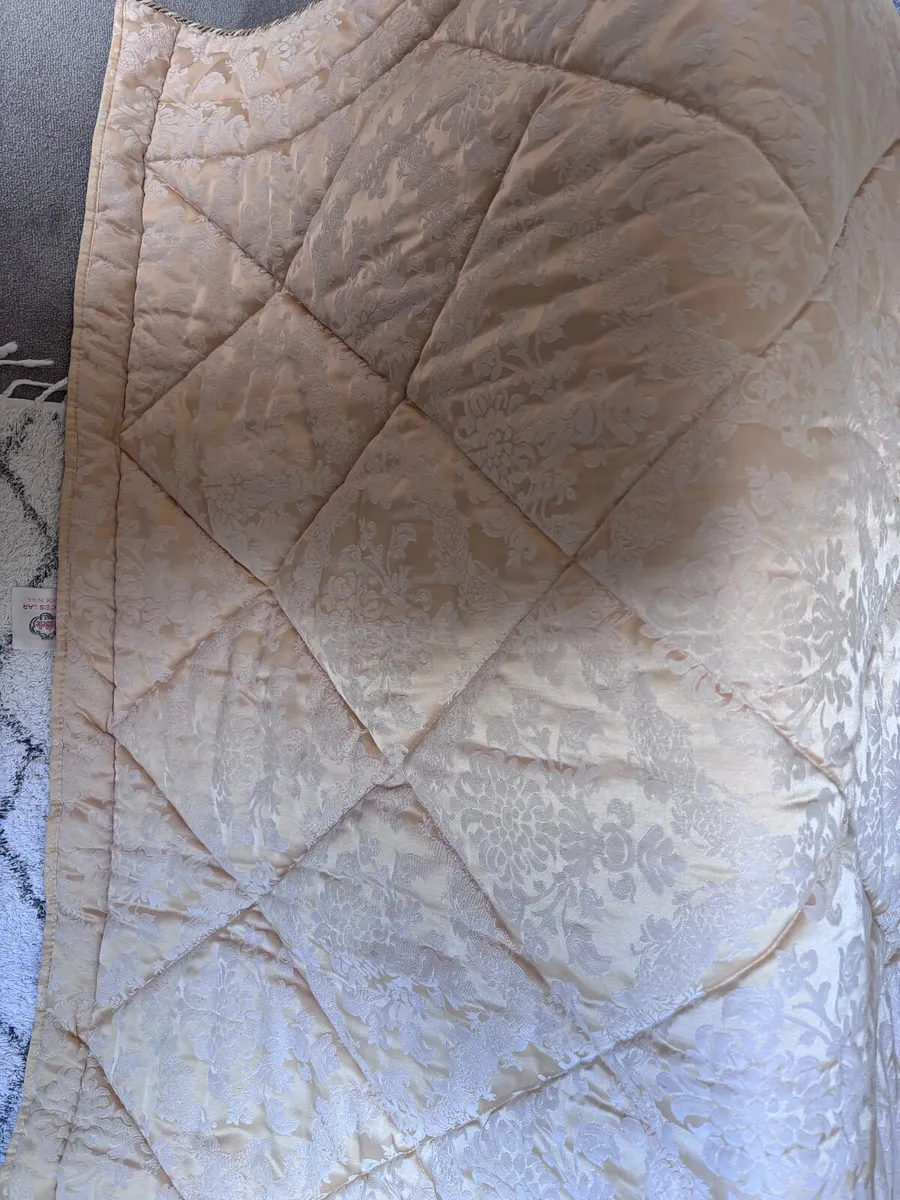 Bedding - Image 2