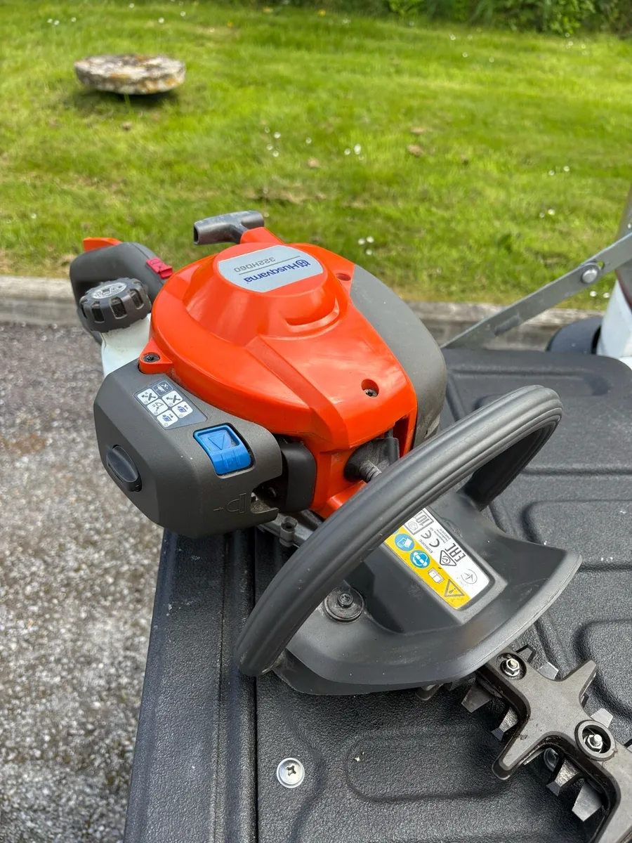 Husqvarna Hedge Trimmers - Image 3