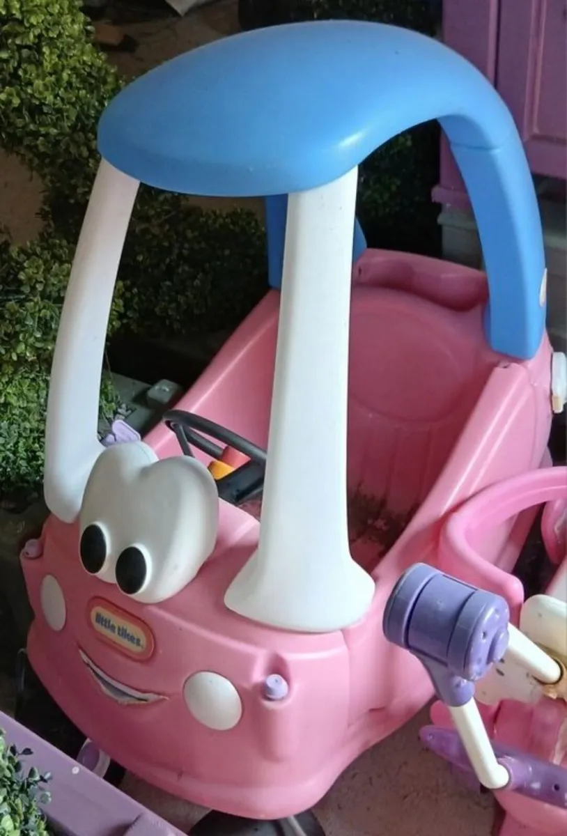 Little Tikes Car