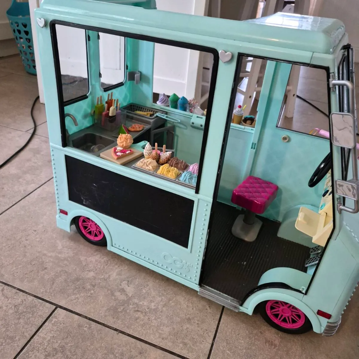 Our Generation Ice cream Truck - Image 2