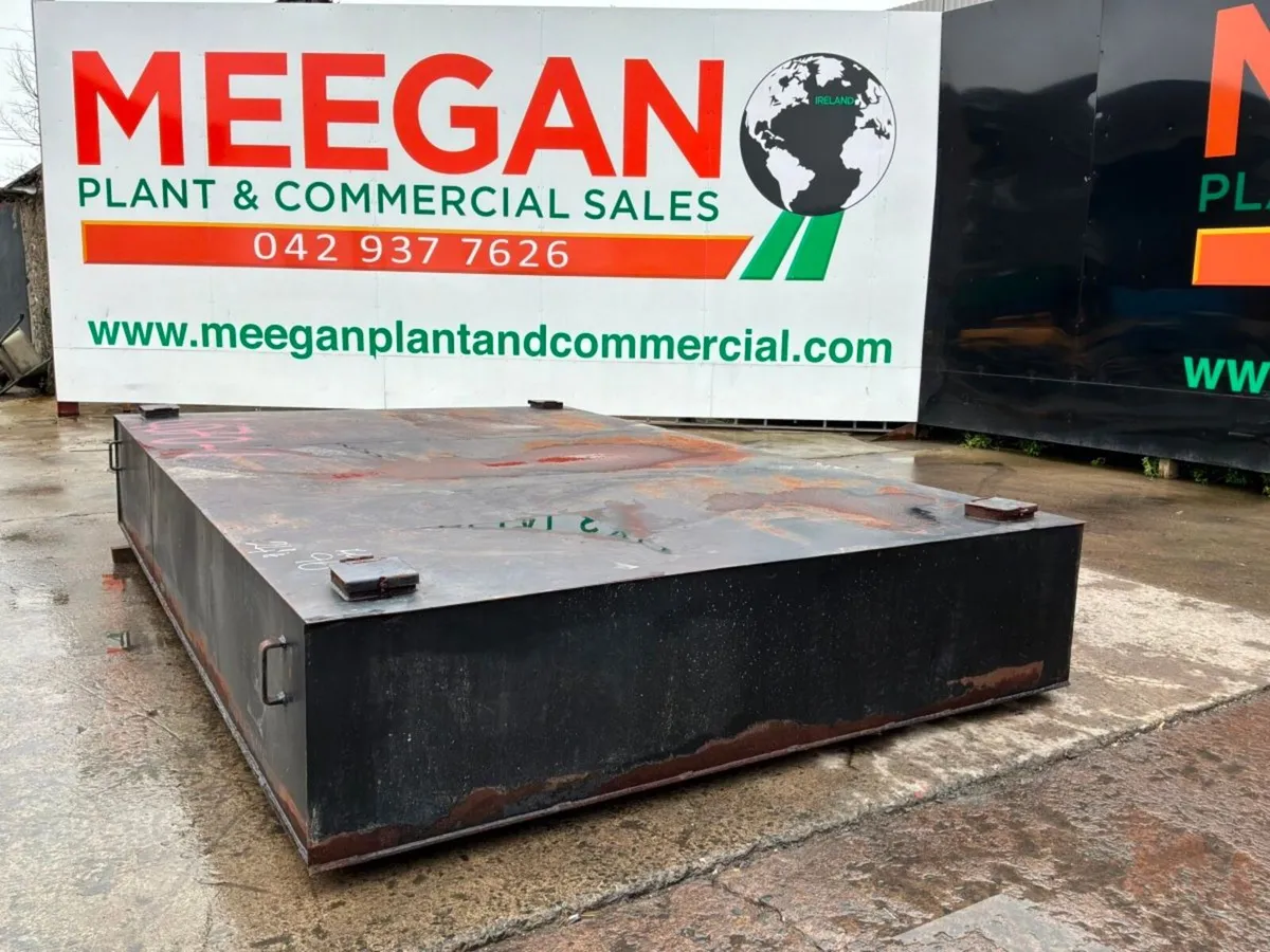 5000 LITRES WASTE WATER STORAGE TANK......4070-1. - Image 2