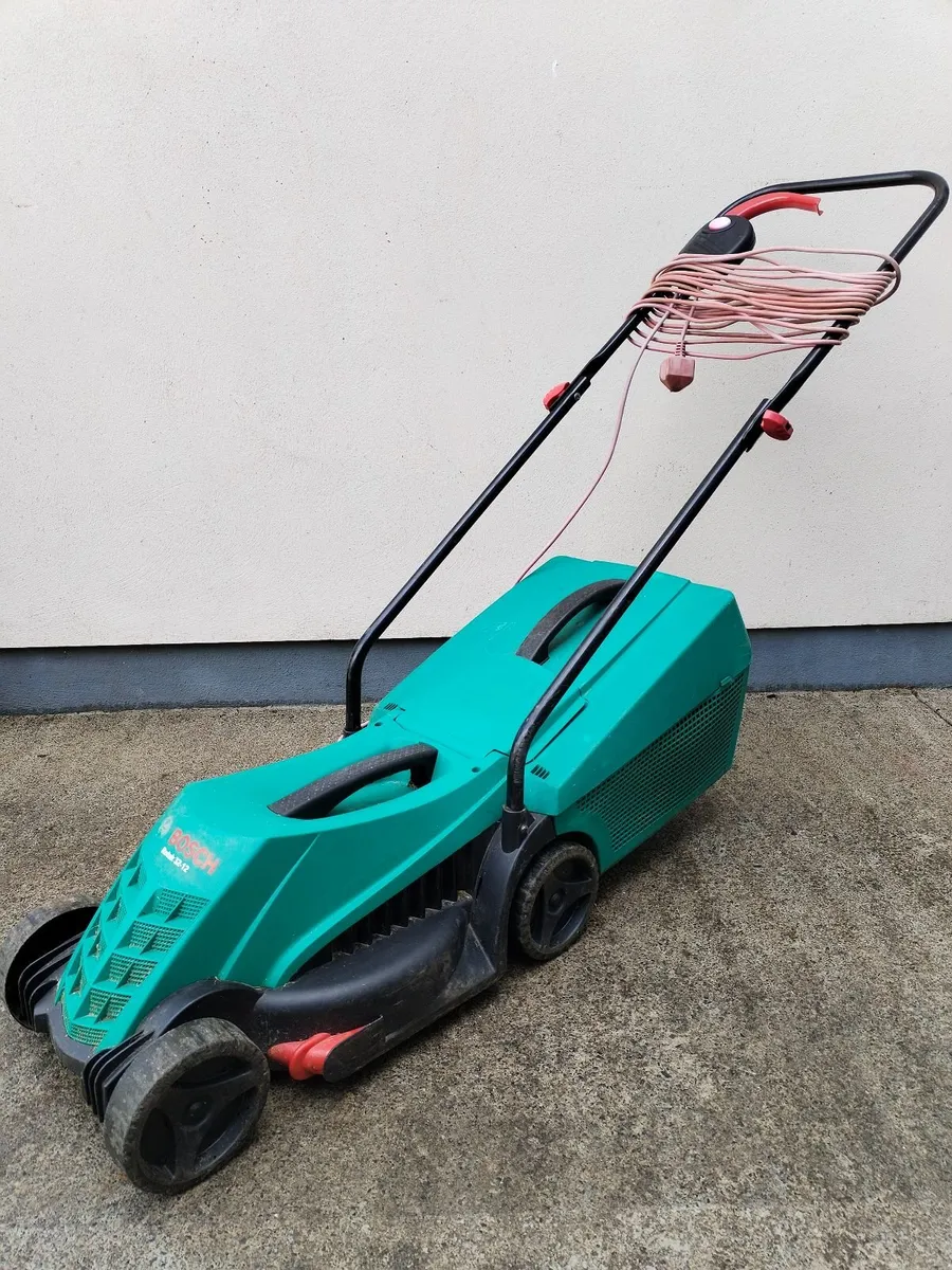Bosch Rotak 32-12 Corded Lawnmower - Image 1