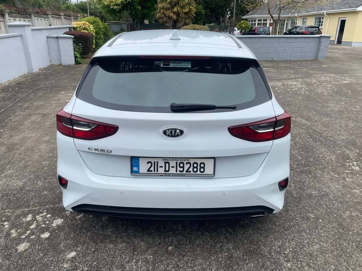 2021 Kia Ceed 1.6 cdi - Image 4
