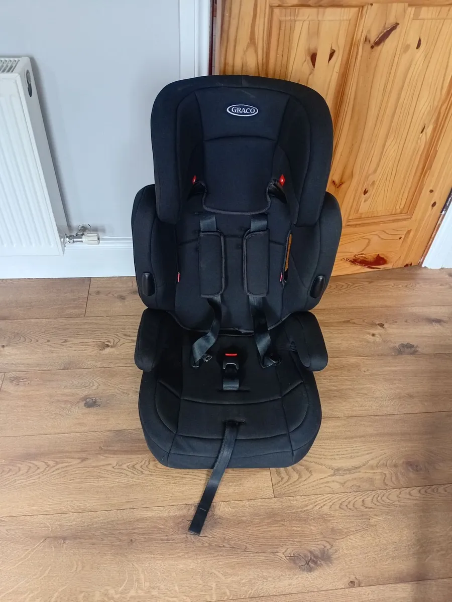 Car seat - Image 2
