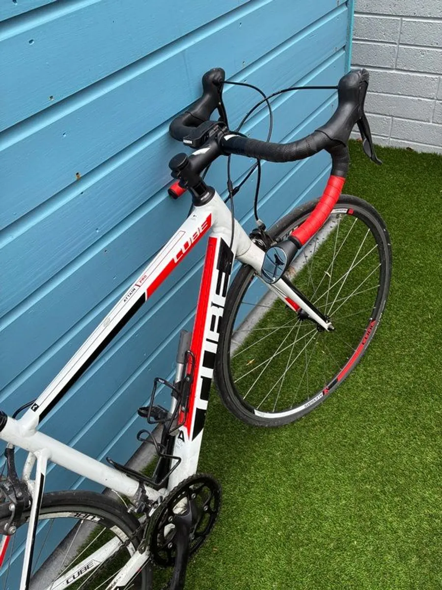 Cube Attain Pro Road Bike - Image 2