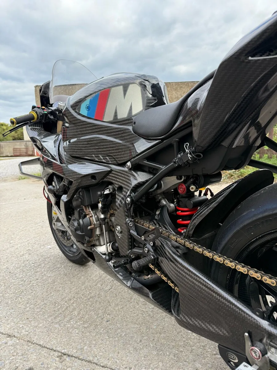 BMW S1000RR - Image 4